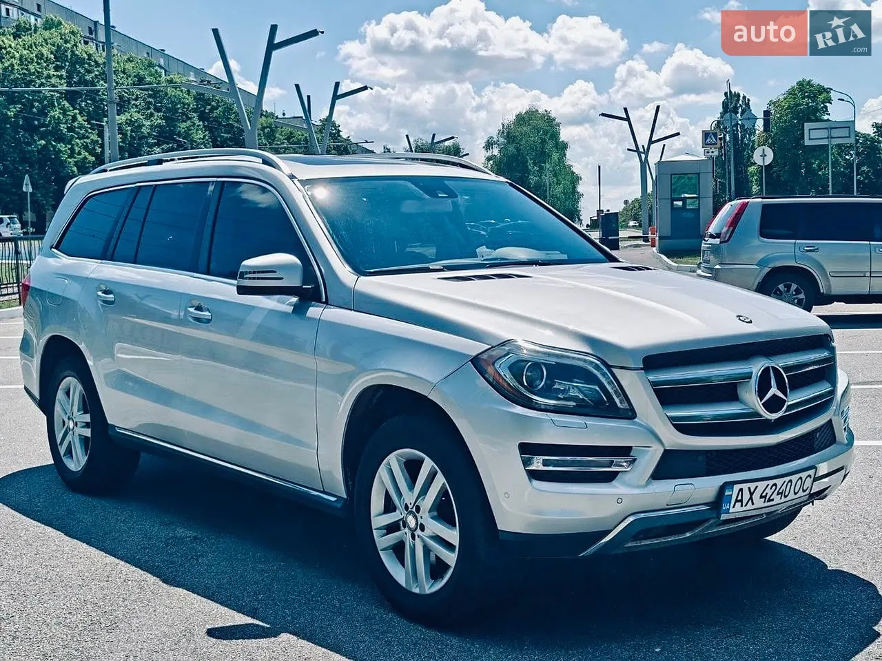 2017 Dodge Caravan - мініатюра 10