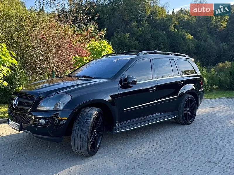 Mercedes-Benz GL-Class