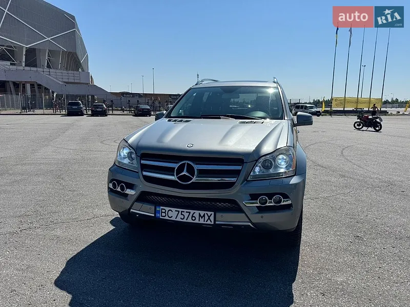 Mercedes-Benz GL-Class
