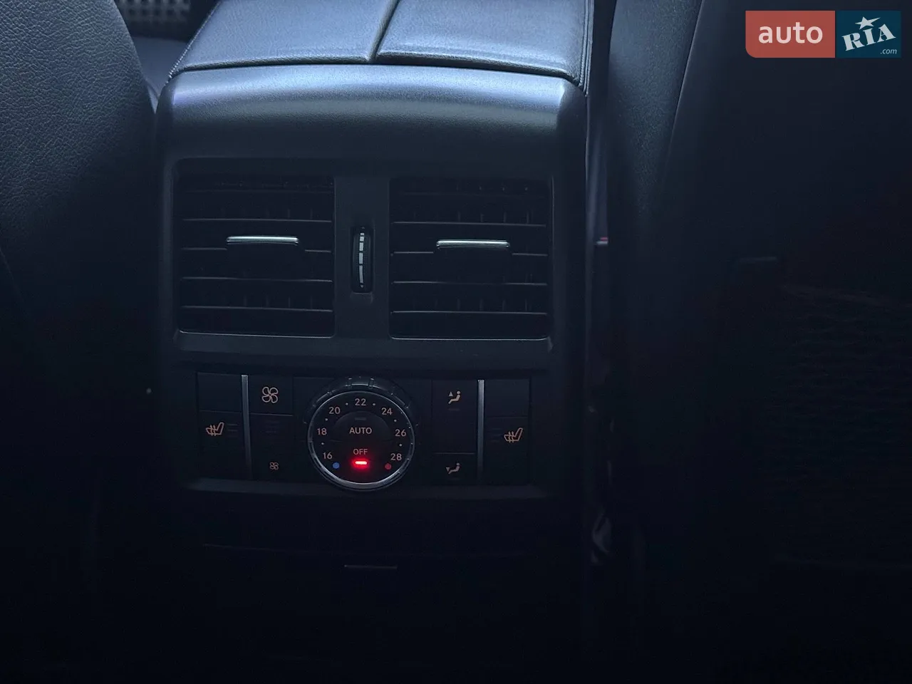 Позашляховик / Кросовер Mercedes-Benz GL-Class 2015 в Харкові фото 28