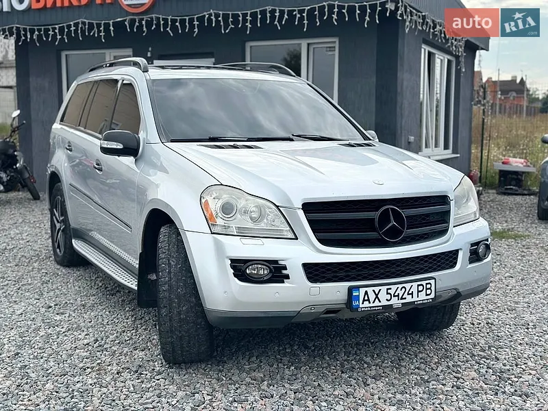 Mercedes-Benz GL-Class