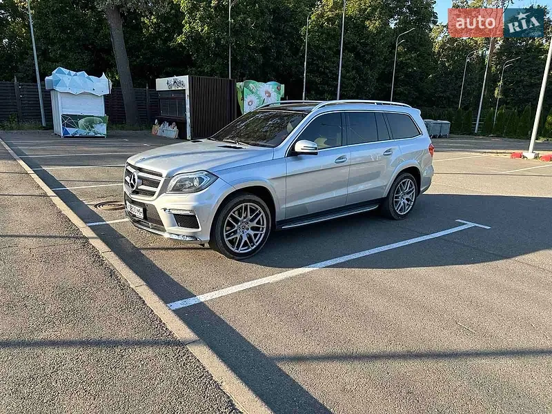 Mercedes-Benz GL-Class