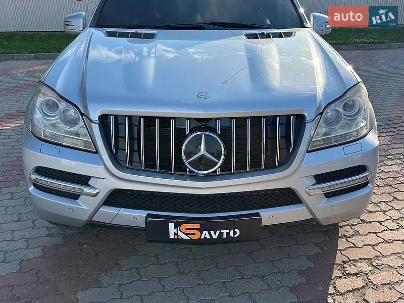 Mercedes-Benz GL-Class