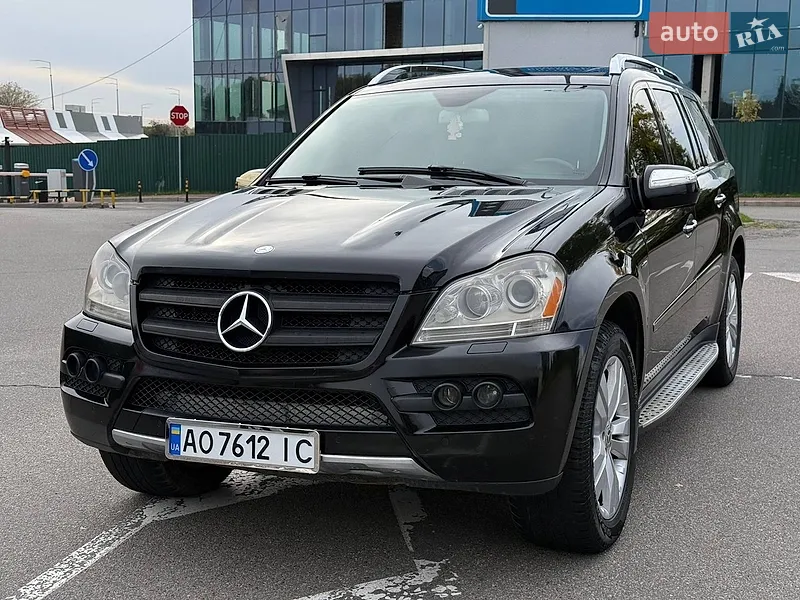 Mercedes-Benz GL-Class