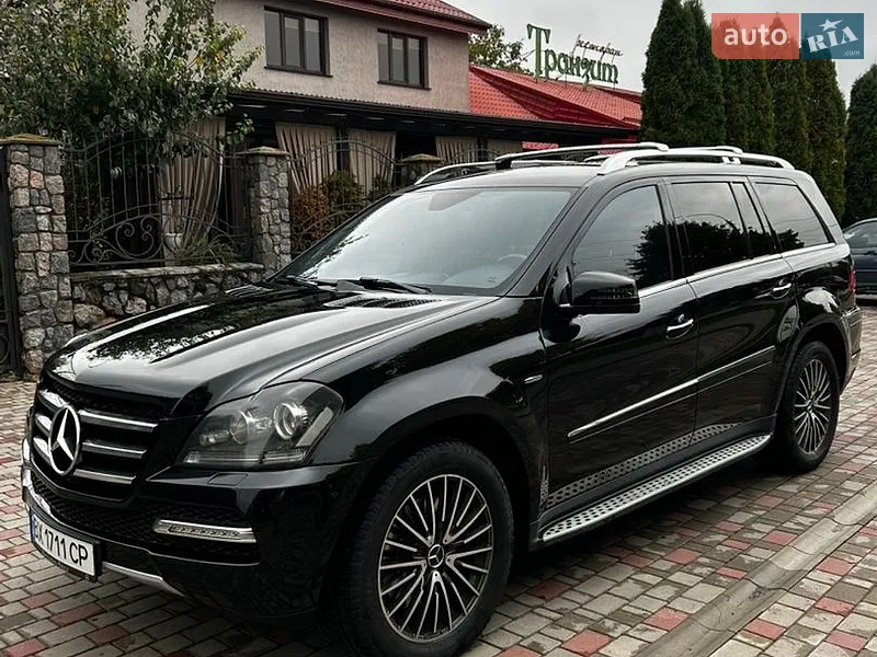 Mercedes-Benz GL-Class