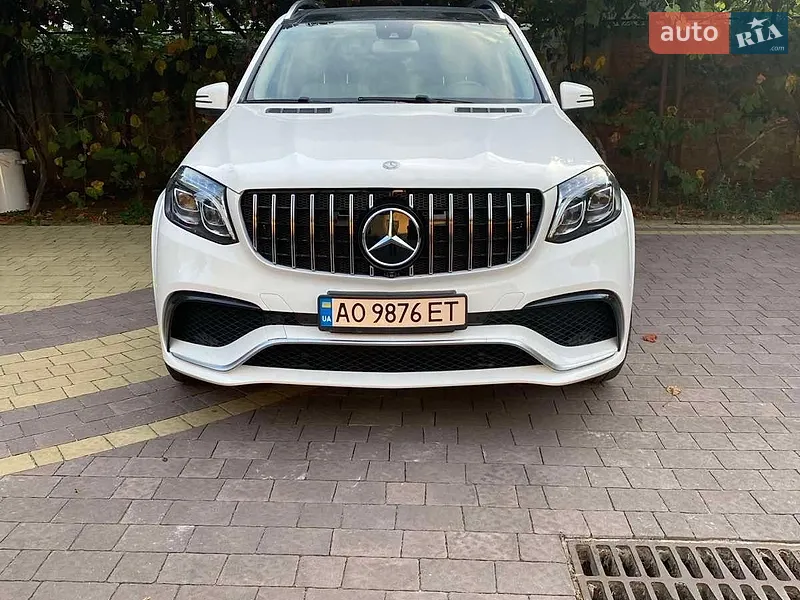 Mercedes-Benz GL-Class