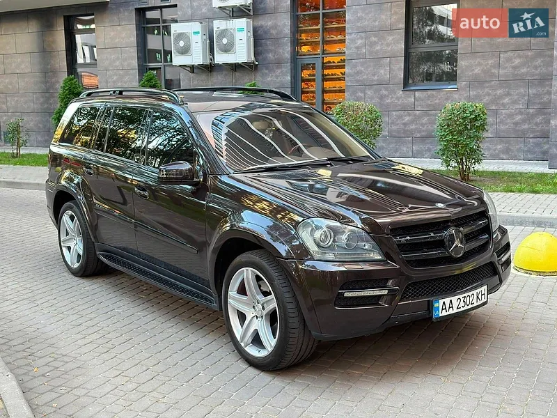 Mercedes-Benz GL-Class