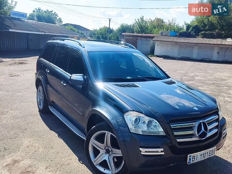 Mercedes-Benz GL-Class