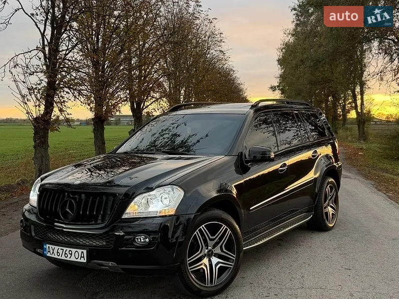 Mercedes-Benz GL-Class