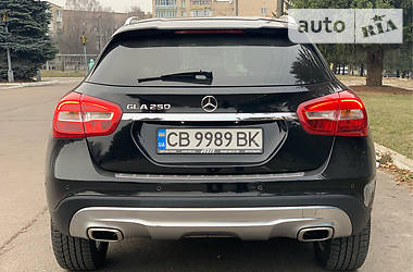 Внедорожник / Кроссовер Mercedes-Benz GLA-Class 2016 в Ровно