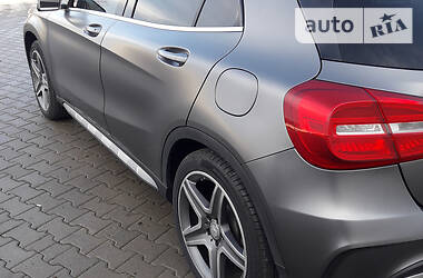 Позашляховик / Кросовер Mercedes-Benz GLA-Class 2015 в 