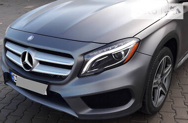 Позашляховик / Кросовер Mercedes-Benz GLA-Class 2015 в 