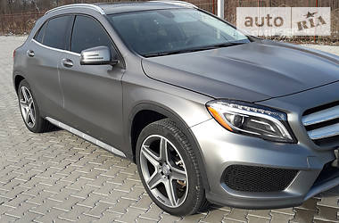 Позашляховик / Кросовер Mercedes-Benz GLA-Class 2015 в 