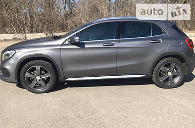 Внедорожник / Кроссовер Mercedes-Benz GLA-Class 2015 в 