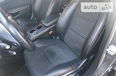 Внедорожник / Кроссовер Mercedes-Benz GLA-Class 2015 в 