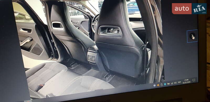 Внедорожник / Кроссовер Mercedes-Benz GLA-Class 2017 в Хмельницком