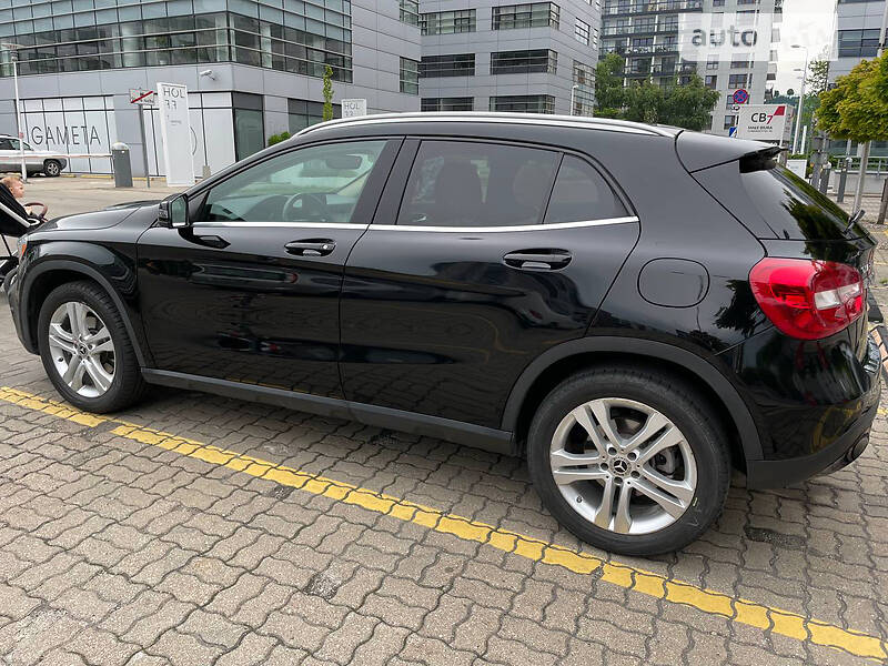 Позашляховик / Кросовер Mercedes-Benz GLA-Class 2018 в Львові