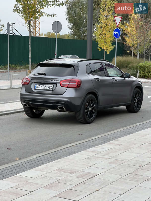 Внедорожник / Кроссовер Mercedes-Benz GLA-Class 2014 в Киеве