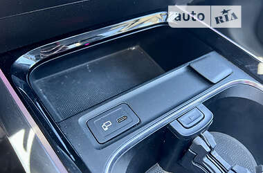 Внедорожник / Кроссовер Mercedes-Benz GLA-Class 2020 в 
