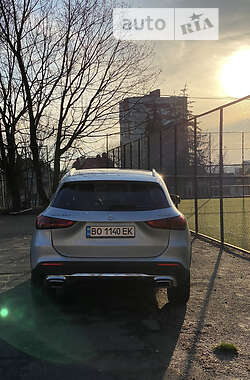 Внедорожник / Кроссовер Mercedes-Benz GLA-Class 2020 в 
