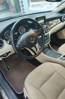 Внедорожник / Кроссовер Mercedes-Benz GLA-Class 2014 в 