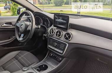 Внедорожник / Кроссовер Mercedes-Benz GLA-Class 2017 в 