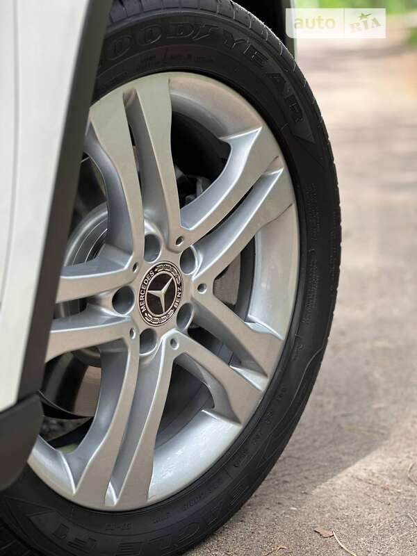 Позашляховик / Кросовер Mercedes-Benz GLA-Class 2019 в Кропивницькому