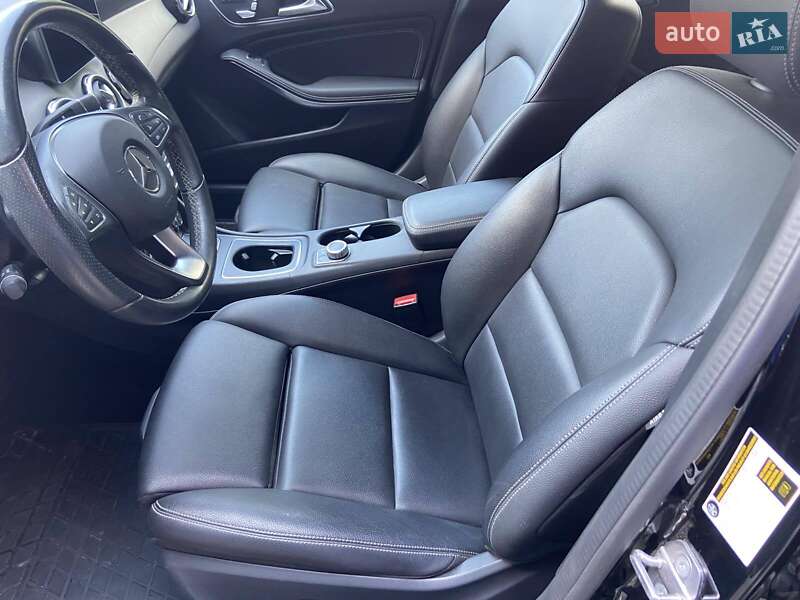 Внедорожник / Кроссовер Mercedes-Benz GLA-Class 2018 в Львове фото 9 Внедорожник / Кроссовер Mercedes-Benz GLA-Class 2018 в Львове