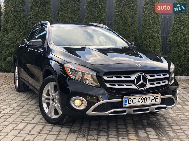 Внедорожник / Кроссовер Mercedes-Benz GLA-Class 2018 в 