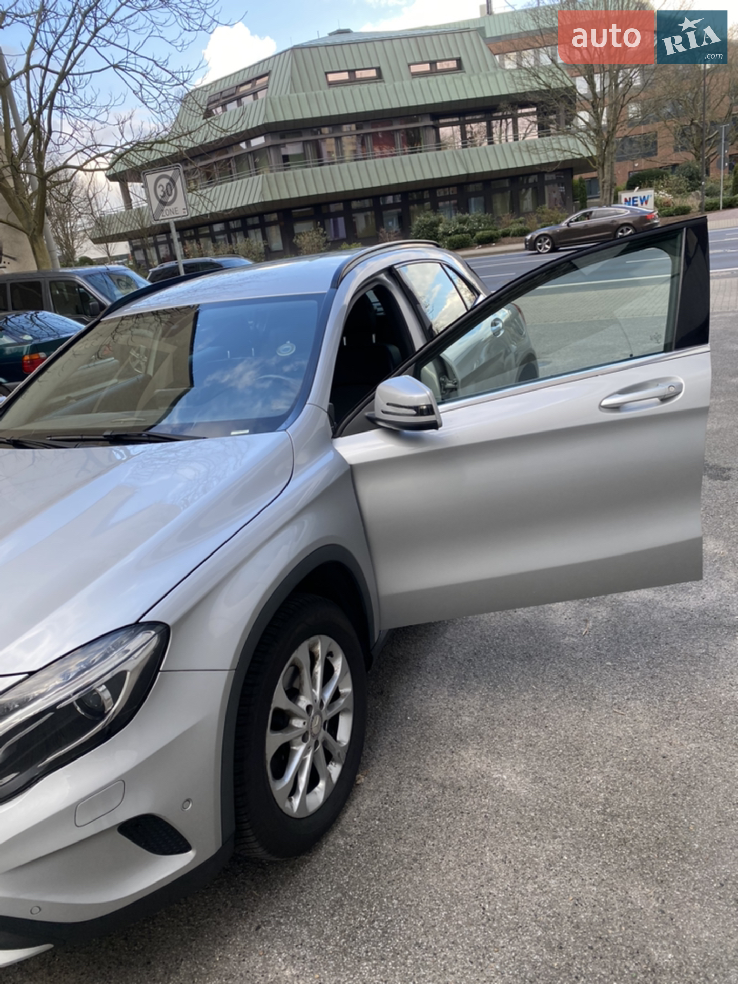 2016 Mercedes-Benz GLA-klasse - мініатюра 4