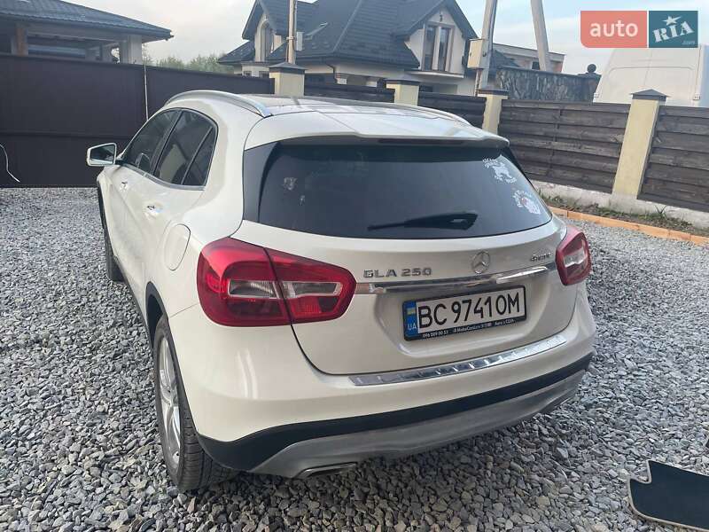 Внедорожник / Кроссовер Mercedes-Benz GLA-Class 2016 в Львове фото 4 Внедорожник / Кроссовер Mercedes-Benz GLA-Class 2016 в Львове
