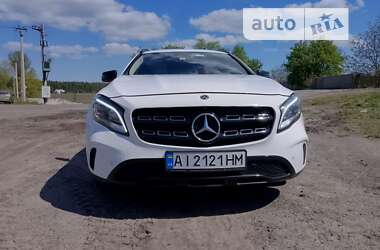 Внедорожник / Кроссовер Mercedes-Benz GLA-Class 2018 в Вышгороде
