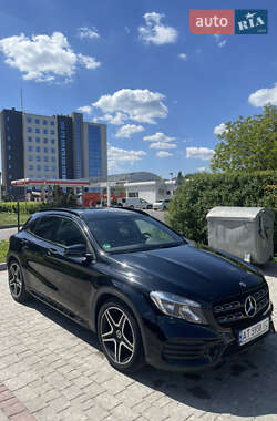 Внедорожник / Кроссовер Mercedes-Benz GLA-Class 2018 в 