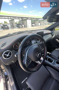 Внедорожник / Кроссовер Mercedes-Benz GLA-Class 2018 в 