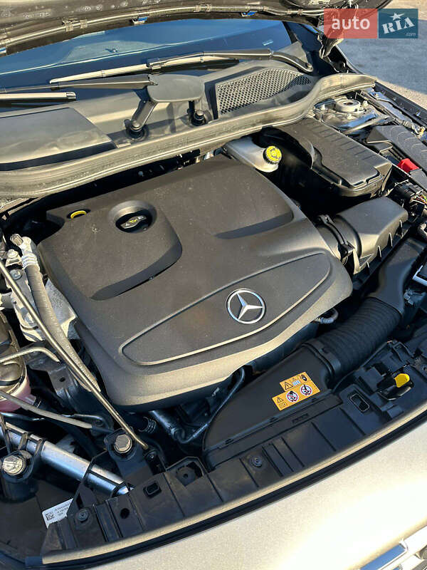 Внедорожник / Кроссовер Mercedes-Benz GLA-Class 2019 в Харькове