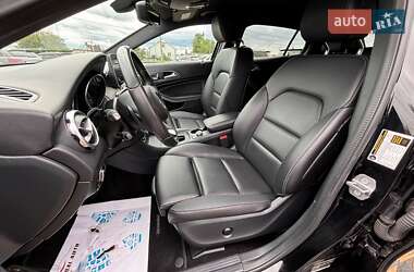 Внедорожник / Кроссовер Mercedes-Benz GLA-Class 2018 в 
