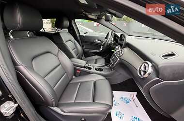 Внедорожник / Кроссовер Mercedes-Benz GLA-Class 2018 в 