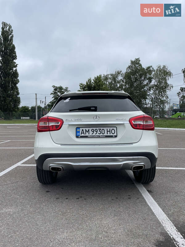 Внедорожник / Кроссовер Mercedes-Benz GLA-Class 2016 в Киеве