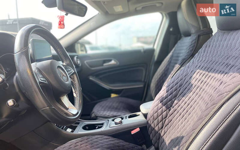 Внедорожник / Кроссовер Mercedes-Benz GLA-Class 2016 в Мукачево