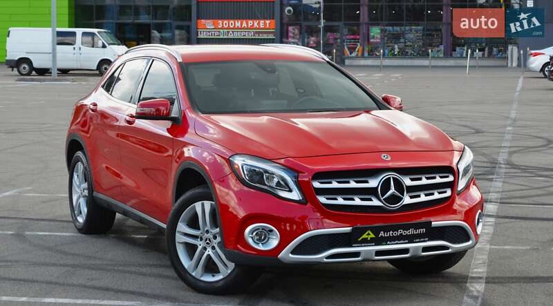 Внедорожник / Кроссовер Mercedes-Benz GLA-Class 2018 в Киеве