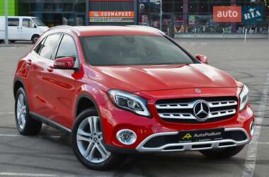 Внедорожник / Кроссовер Mercedes-Benz GLA-Class 2018 в 