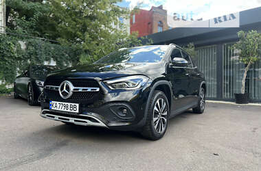 Внедорожник / Кроссовер Mercedes-Benz GLA-Class 2021 в Киеве