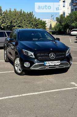 Внедорожник / Кроссовер Mercedes-Benz GLA-Class 2019 в Киеве