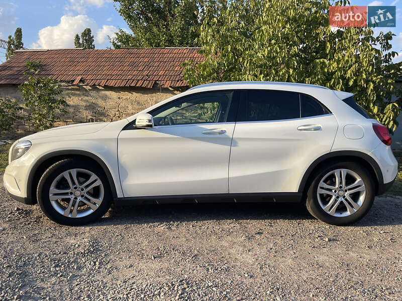 Внедорожник / Кроссовер Mercedes-Benz GLA-Class 2016 в Первомайске фото 6 Внедорожник / Кроссовер Mercedes-Benz GLA-Class 2016 в Первомайске