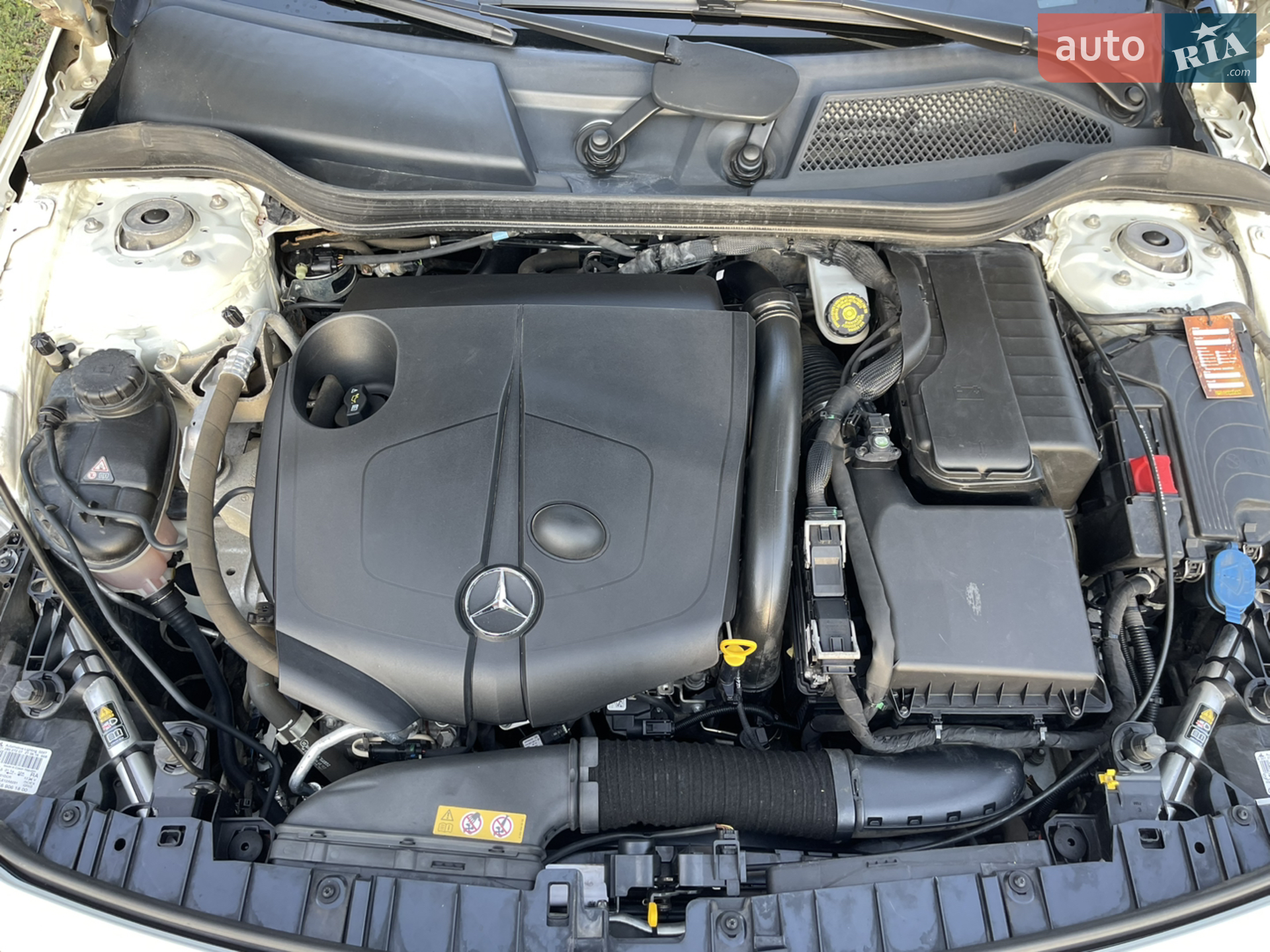 2016 Mercedes-Benz GLA-klasse - мініатюра 46