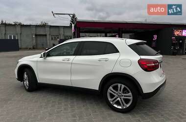 Внедорожник / Кроссовер Mercedes-Benz GLA-Class 2019 в 