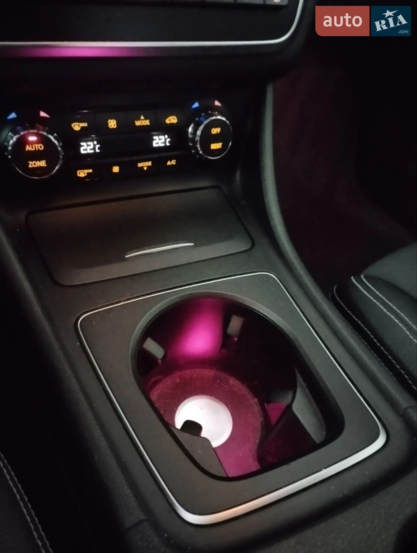 2016 Mercedes-Benz GLA-klasse - мініатюра 28