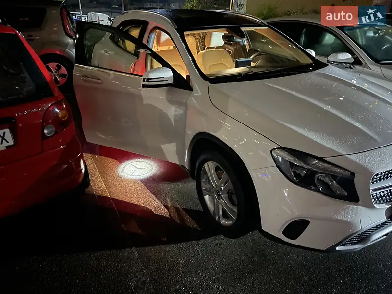 Mercedes-Benz GLA-Class