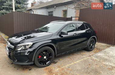 Внедорожник / Кроссовер Mercedes-Benz GLA-Class 2015 в 