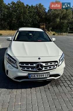 Позашляховик / Кросовер Mercedes-Benz GLA-Class 2017 в Києві